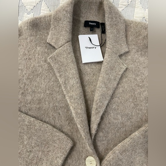 THEORY 
Melisandre Wool-Blend Coat - Beige - Picture 12 of 15